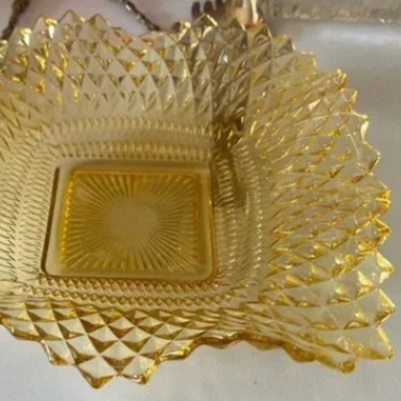 WESTMORELAND English Hobnail Ruffled Square 6.75" Amber Depression Glass Plate - Picture 4 of 4